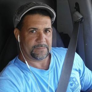 Meet your Posher, Emilio